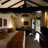 Cinnamon Lodge Deluxe suite room