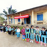 Trekking fan and a warmly love Tet of H'mong 2