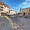 Landau Plaza