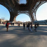 Devant la Tour Eiffel-Koechlin - Paris, France