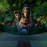 Las Vegas by Night : Siegried And Royn Magicians of the Century