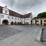 Schloss Schoenborn und Rathaus