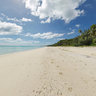 Ouvea Tour Paradis Beach Walk