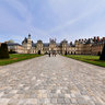 Cour du chateau de Fontainebleau, France