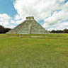 Mexico,Yucatan,Chichen Itza - Pyramid of Kukulcan (El Castillo)-01