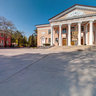 Theatre Square — Театральная площадь